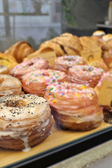 Vegan restaurants in Winnipeg