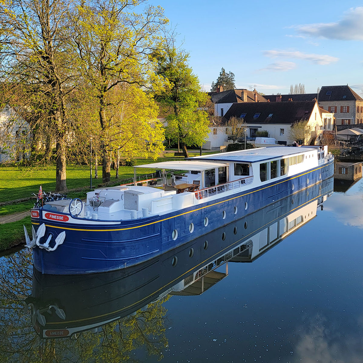 Burgundy Barge Cruise