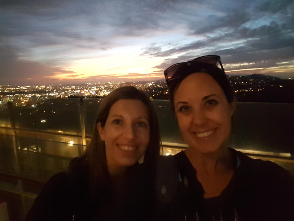 Lauren and her sister Robyn