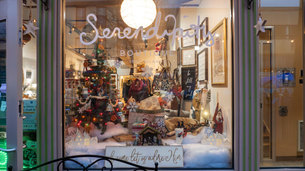 Decorated Christmas Windows in Brockville