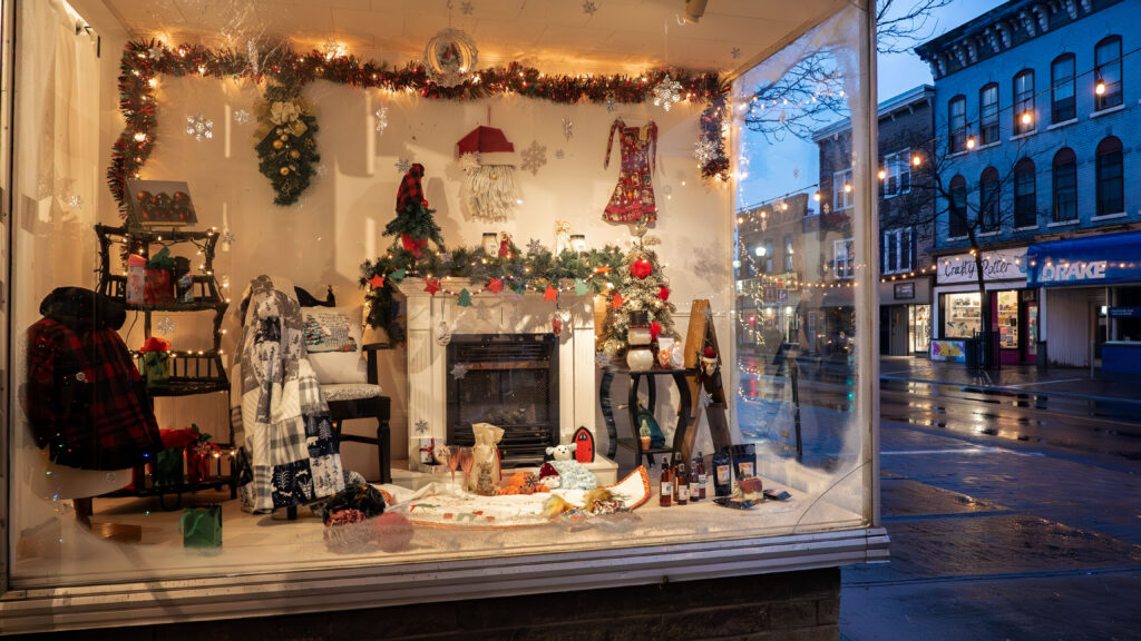 Decorated Christmas Windows in Brockville