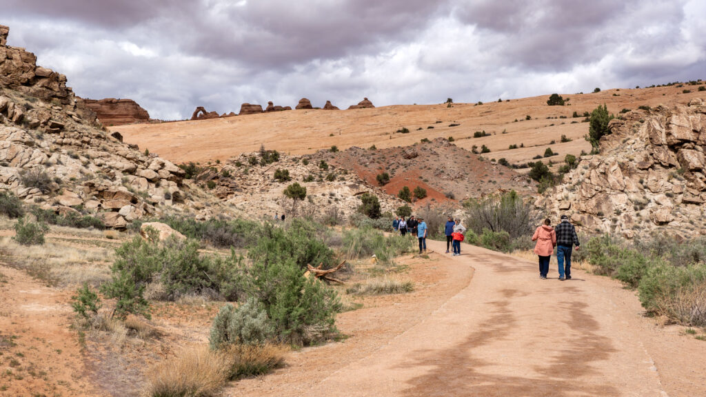 Delicate Arch Trail