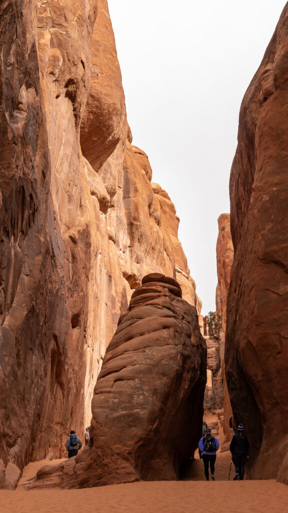 Sand Dune Arch Trail