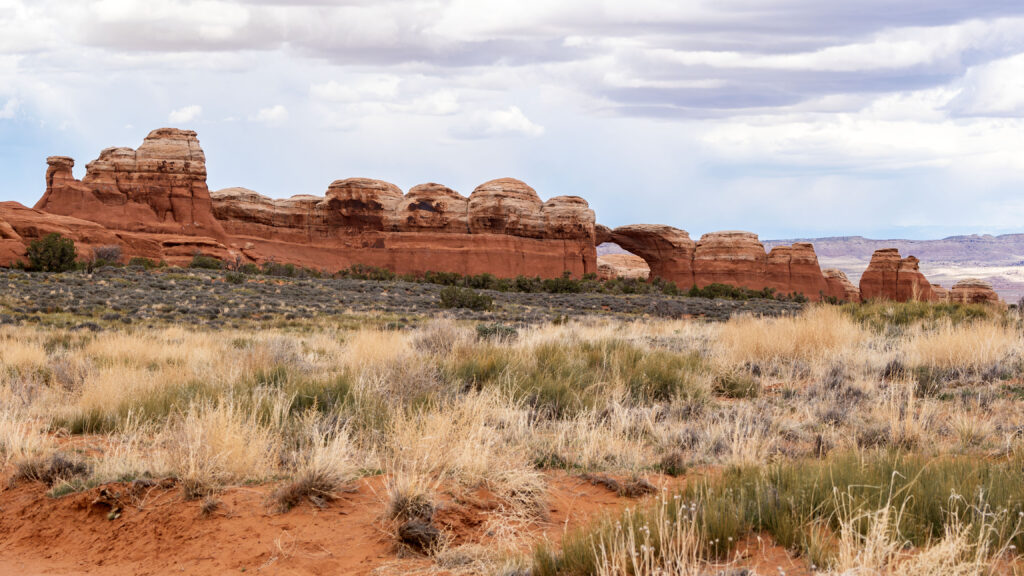 Broken Arch Loop Trail