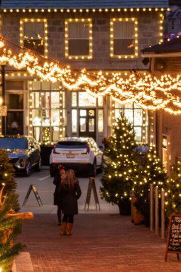 Christmas towns in Ontario