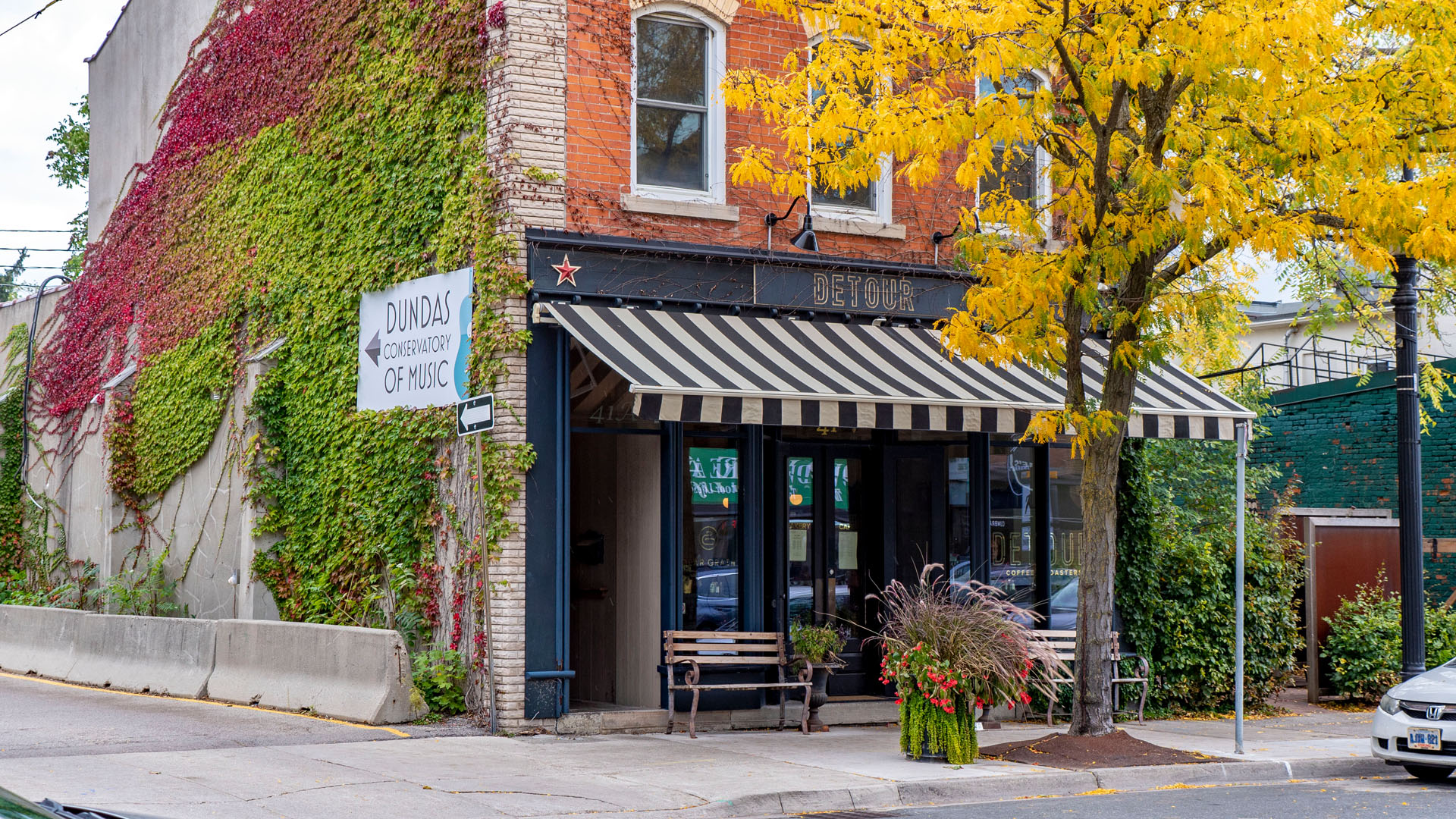 Dundas