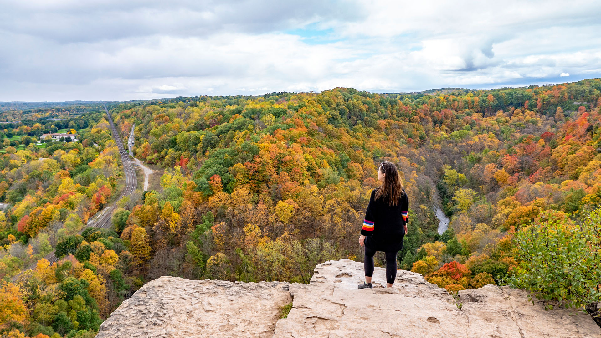 Dundas Peak