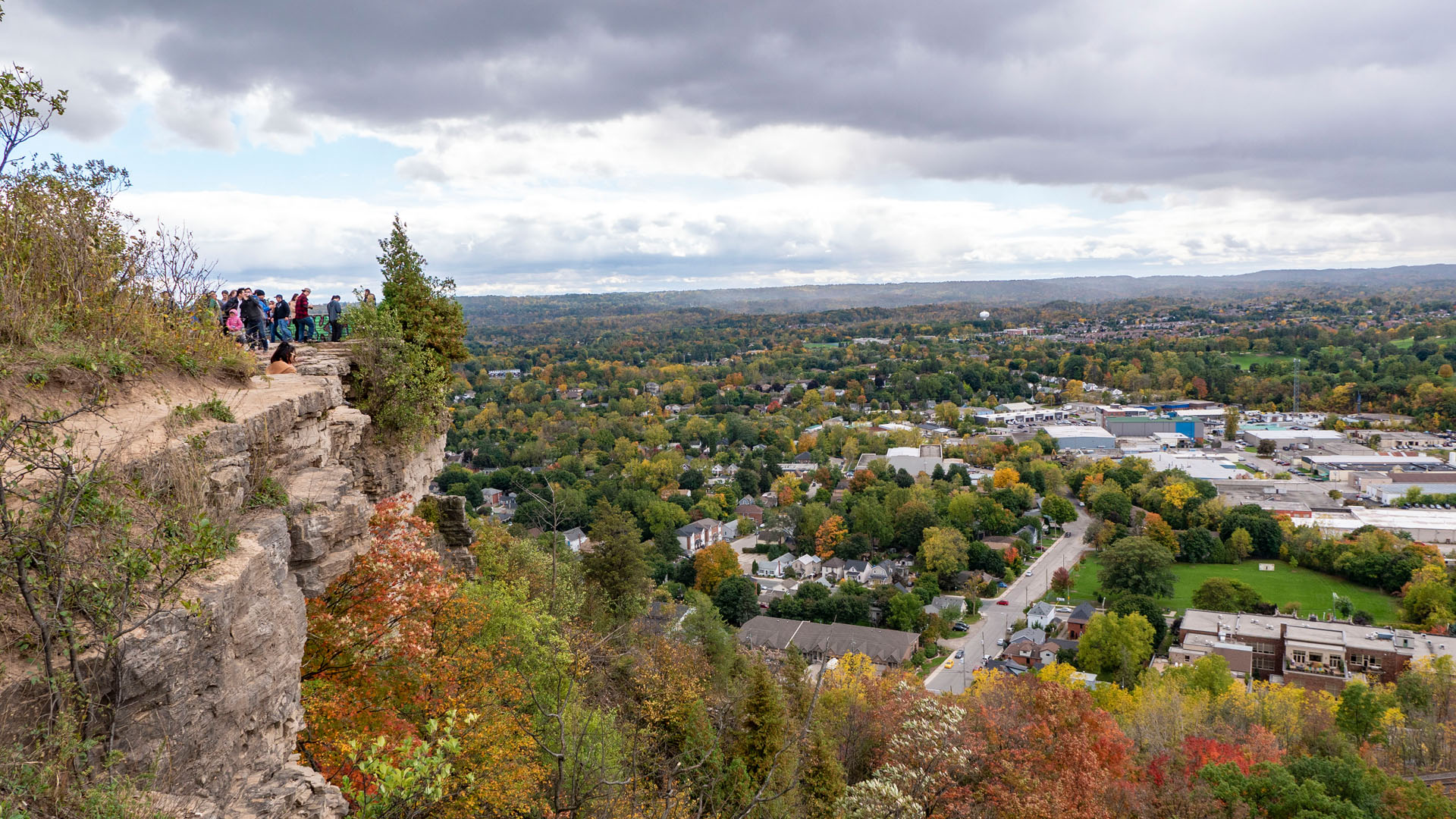 Dundas Peak Lookout