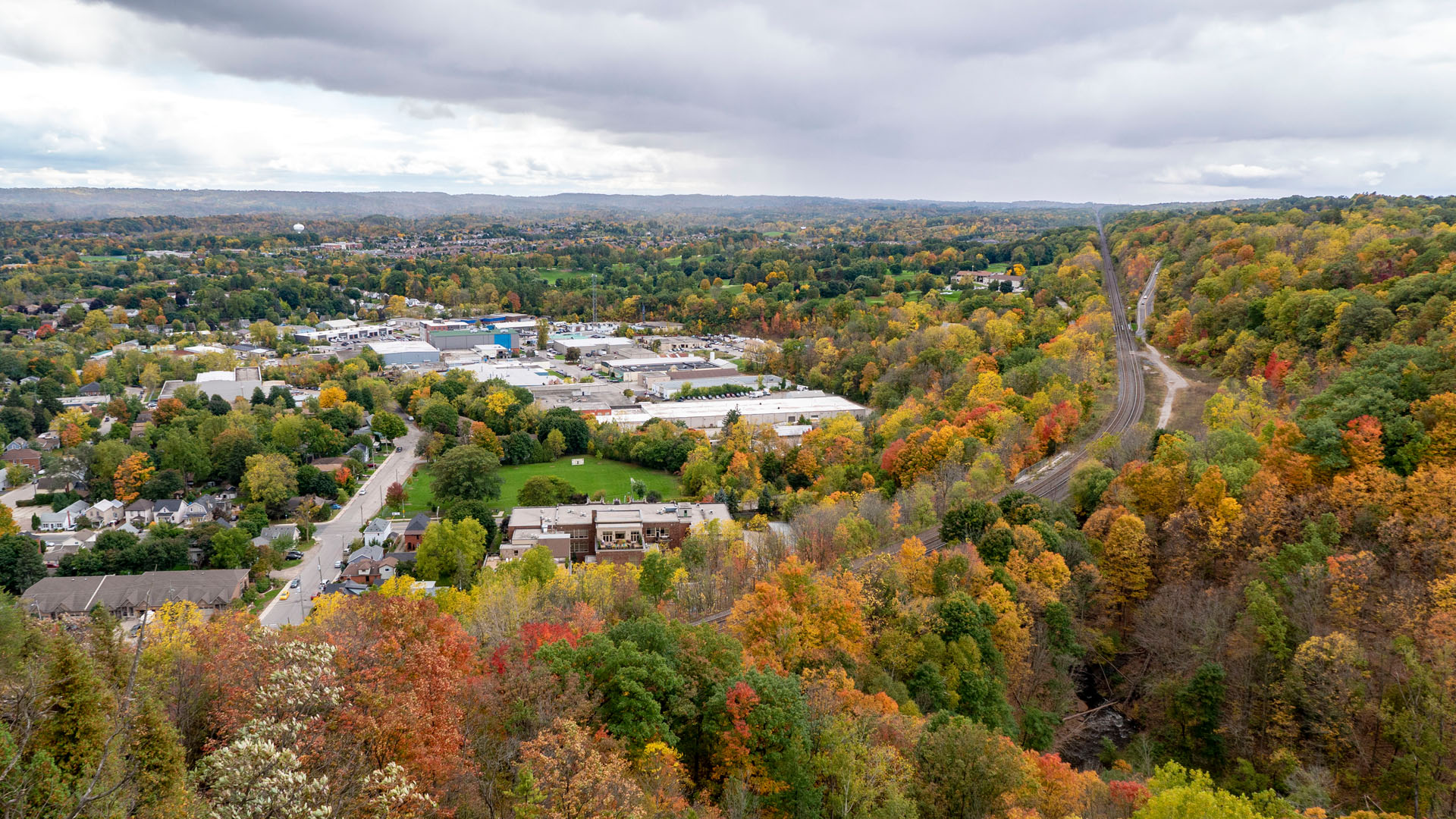 Dundas Peak