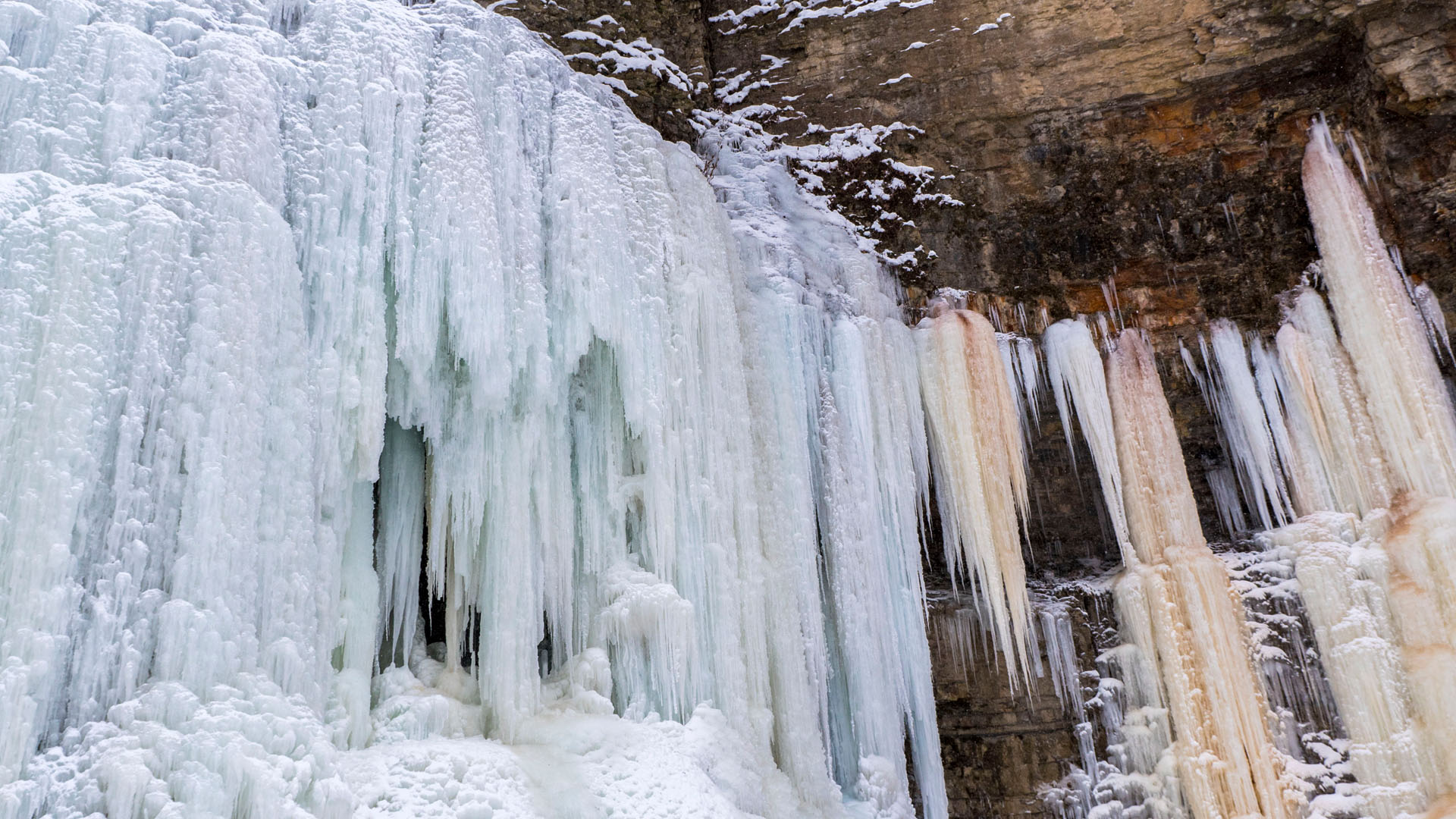 Frozen Tiffany Falls