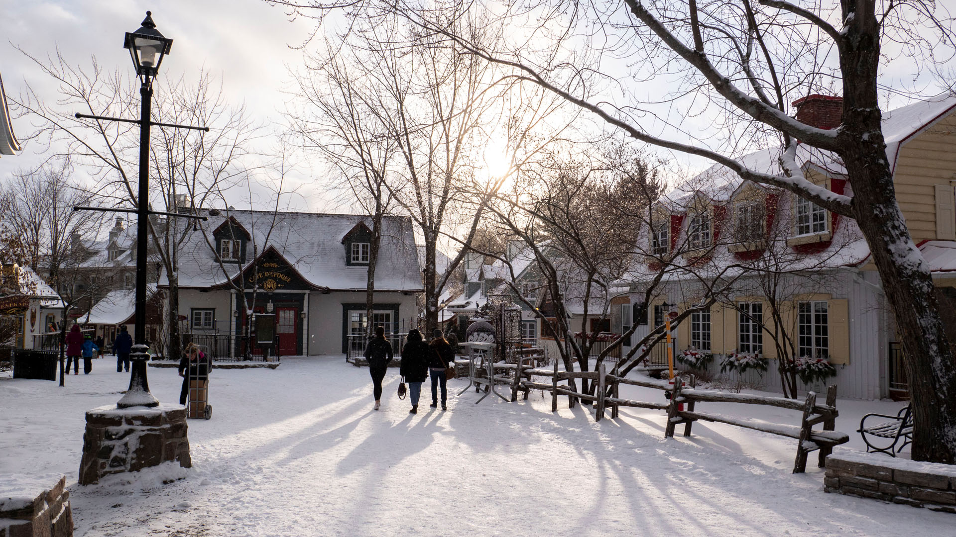 2019-MontTremblant046 Mont Tremblant pedestrian village in the winter - Snowy Tremblant village - Winter in Quebec, Canada