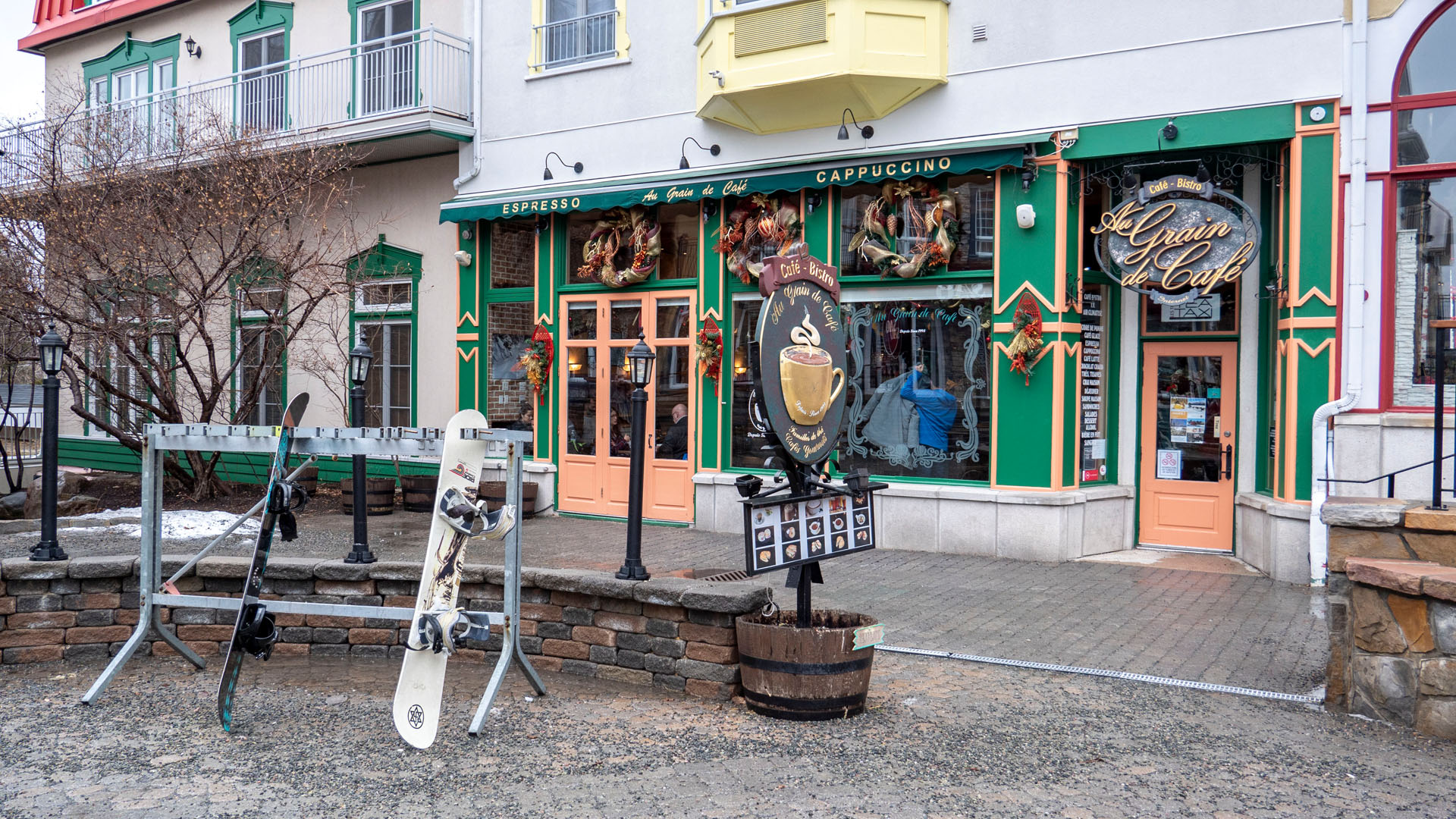 2019-MontTremblant062 Au Grain de Cafe
