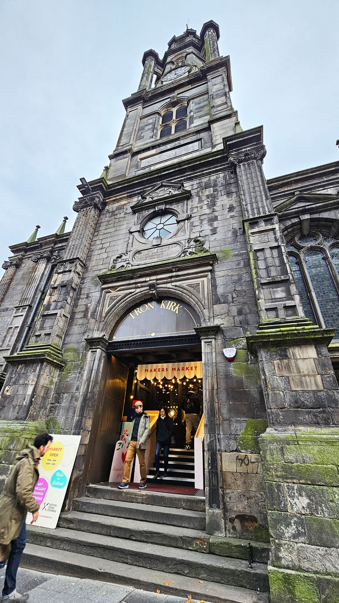 Tron Kirk Market