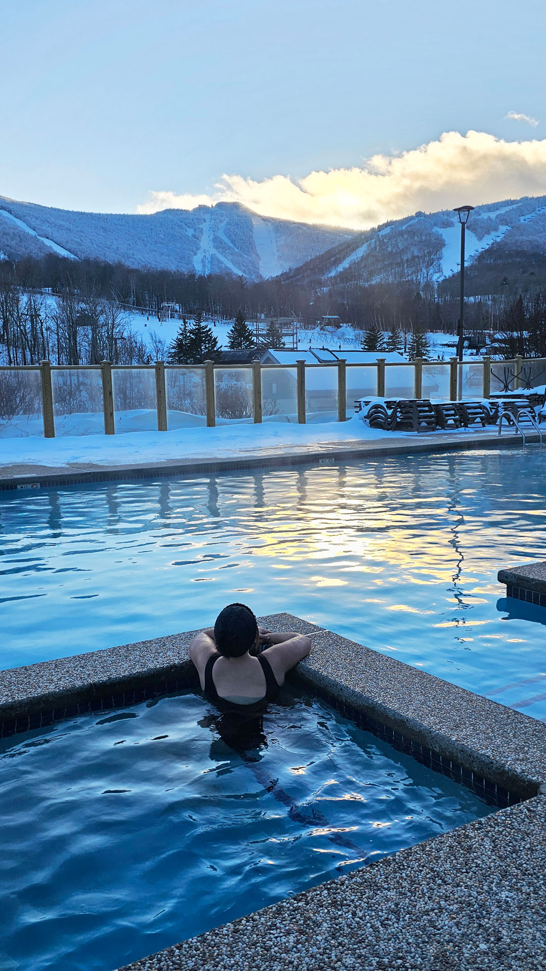 Outdoor Pool and Hot Tub at Killington Grand Resort Hotel