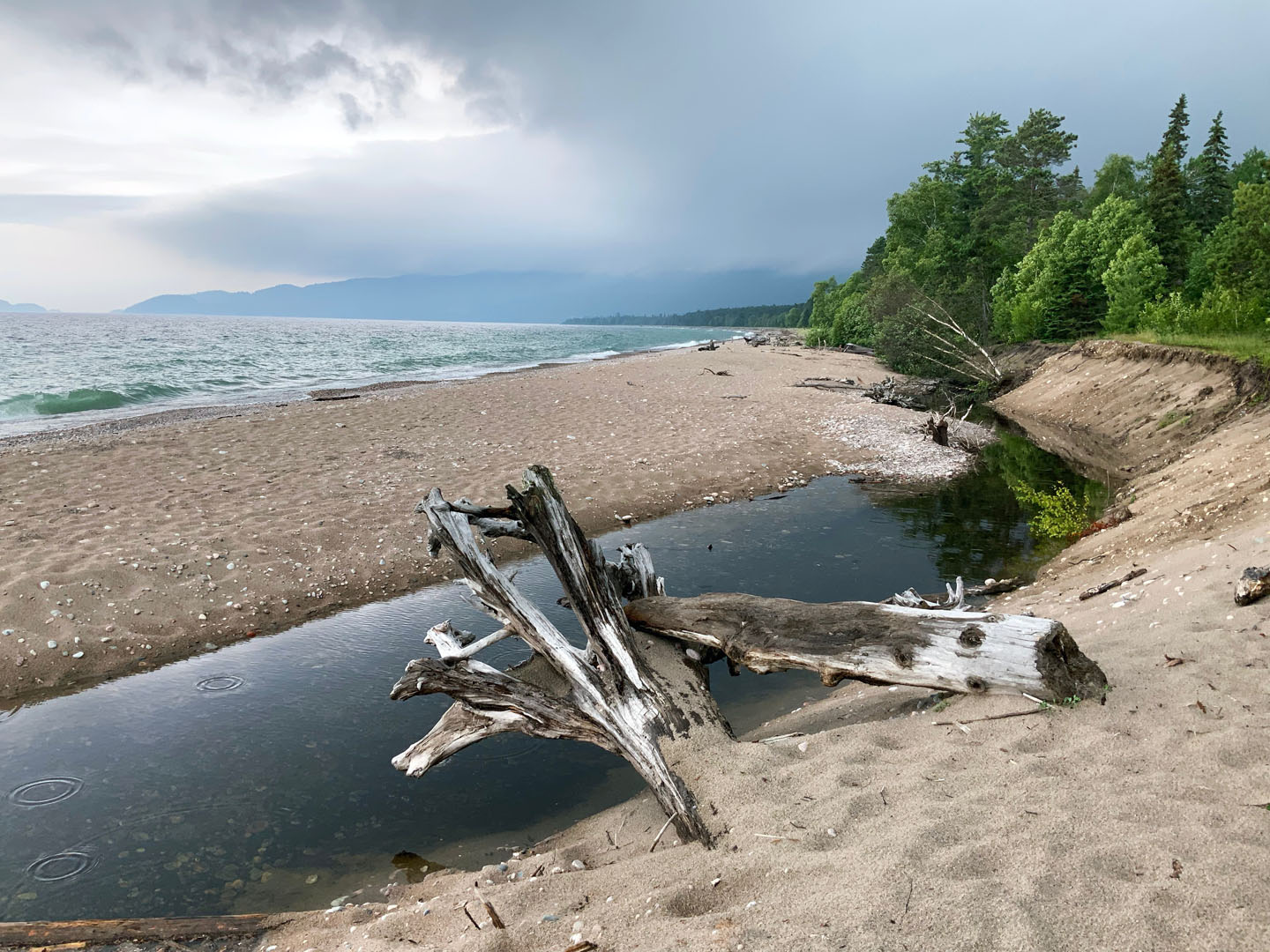 Best Ontario Beaches: Agawa Bay