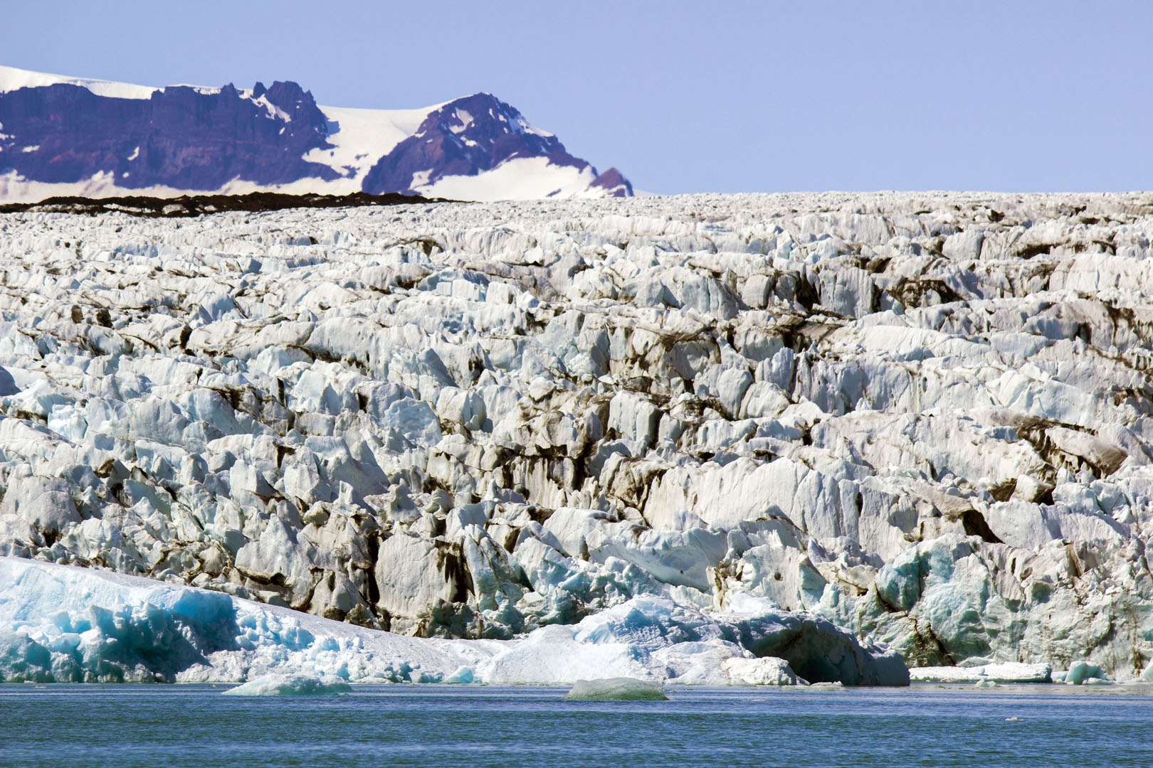 2016-Jokulsarlon025 Glacier at national park in Iceland