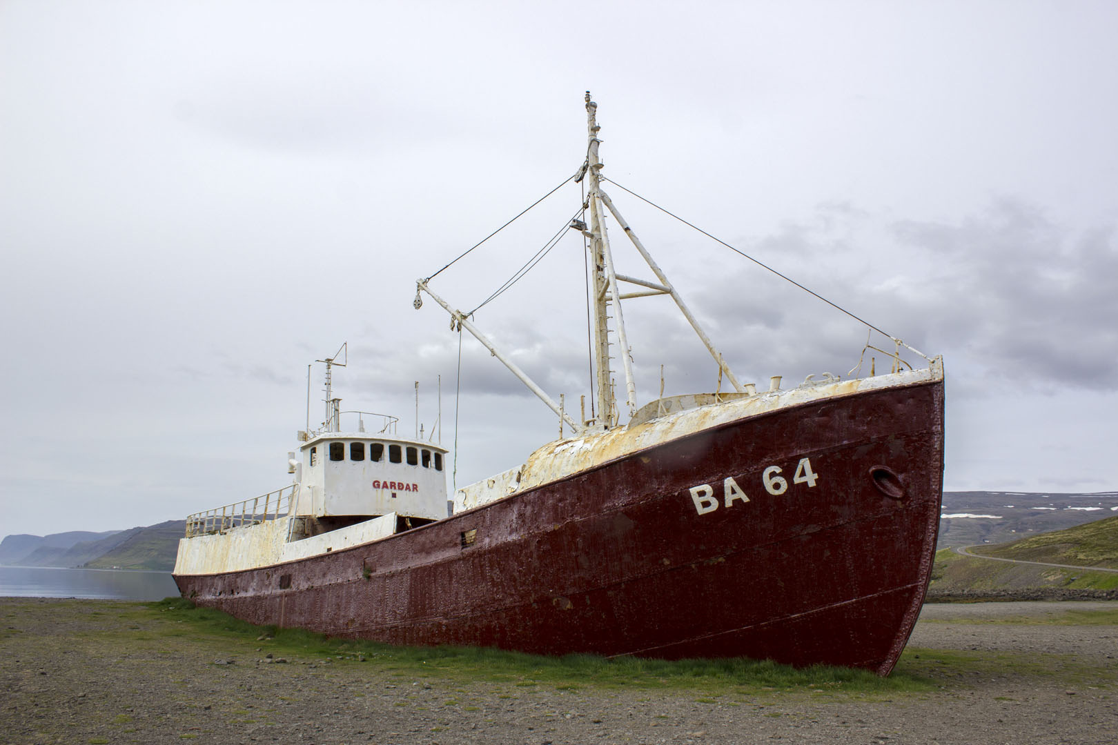 2016-Westfjords044 Westfjords shipwreck
