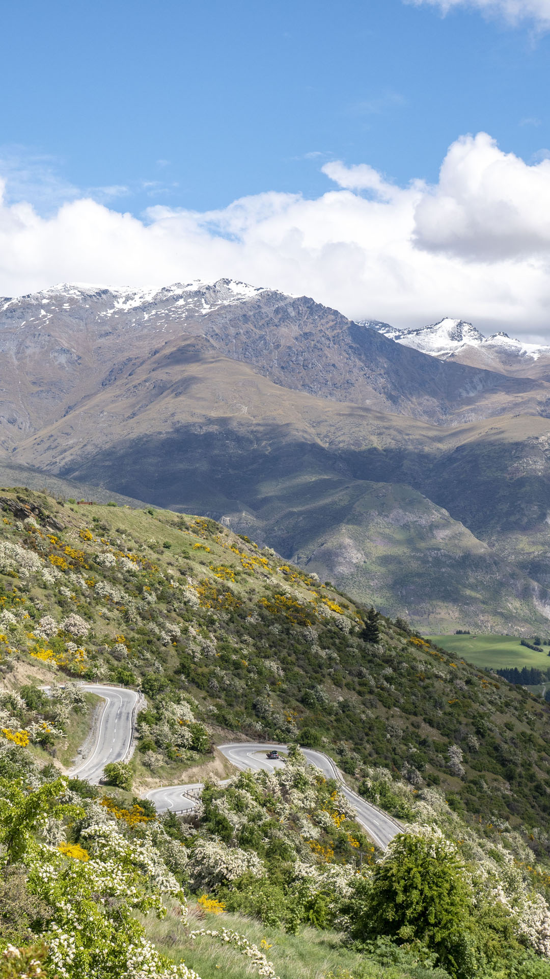 Crown Range Road Lookout