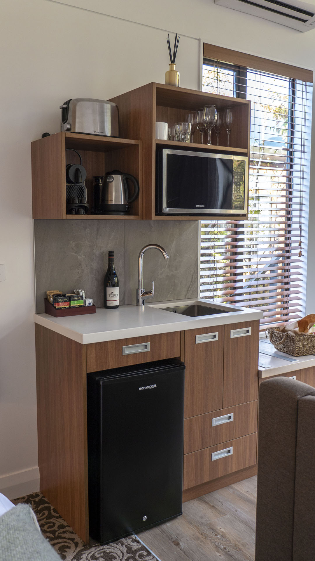 Rainforest Retreat Kitchenette
