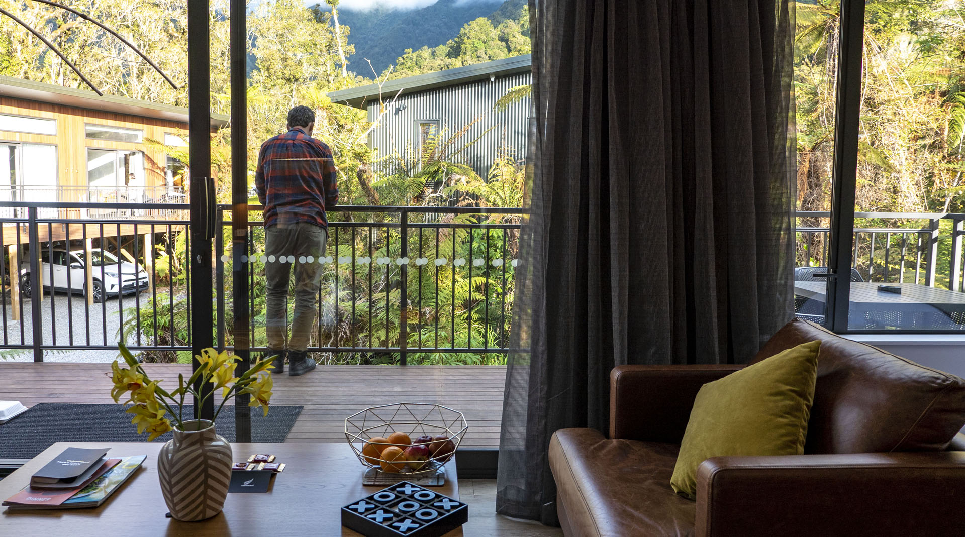 Rainforest Retreat Deluxe Tree Lodge