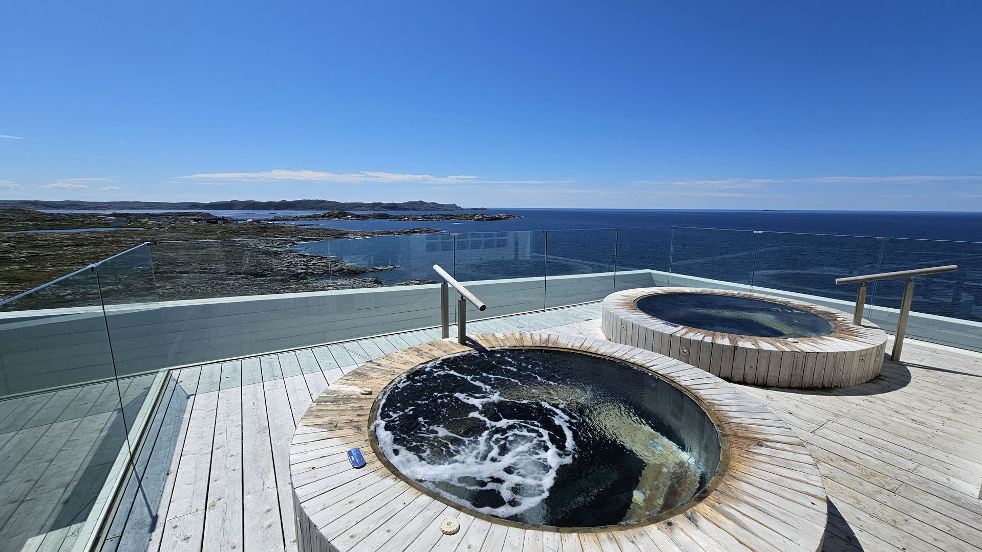 2024-FogoIsland062 Hot tubs