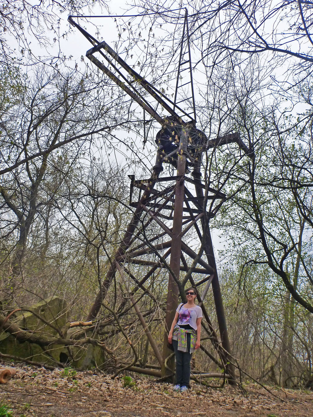 Tall metal structure on Bruce Trail Niagara