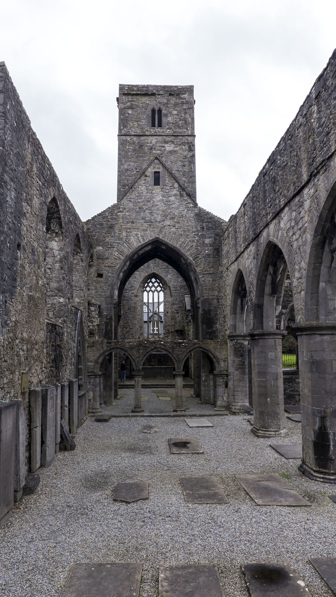 2017-Sligo019 Sligo Abbey