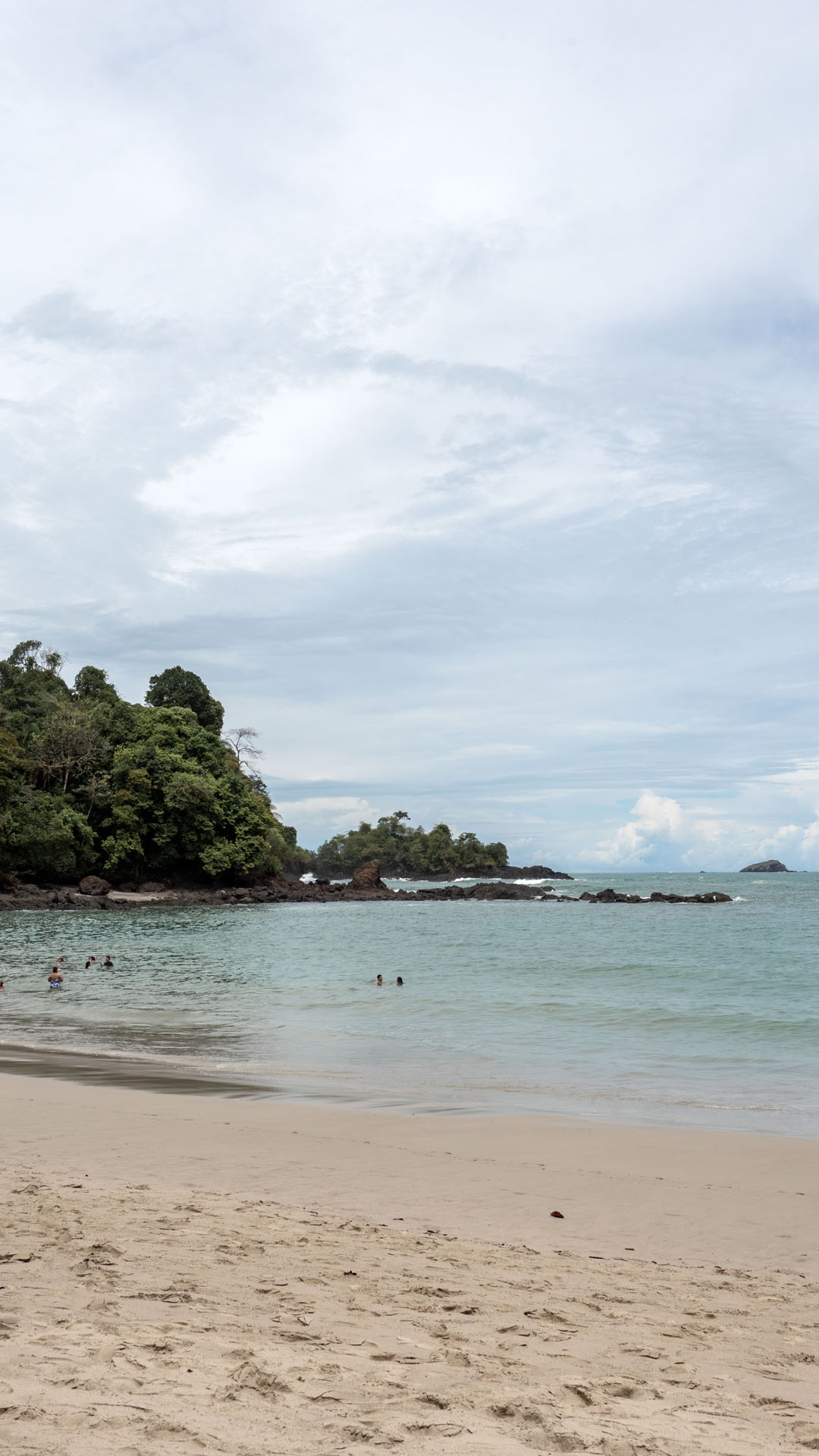 2023-ManuelAntonio013 Beach day in Manuel Antonio
