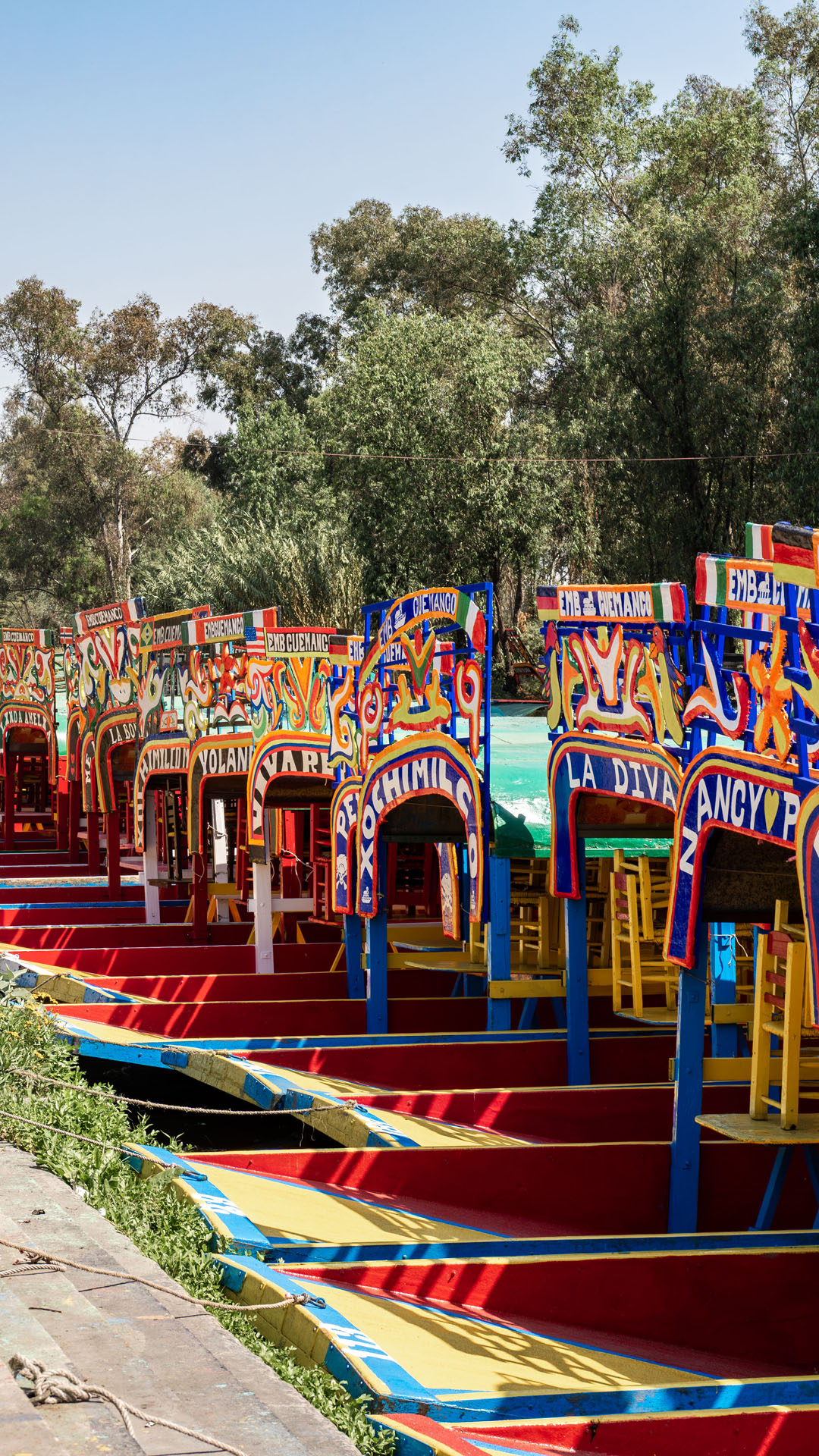 floating gardens of Xochimilco