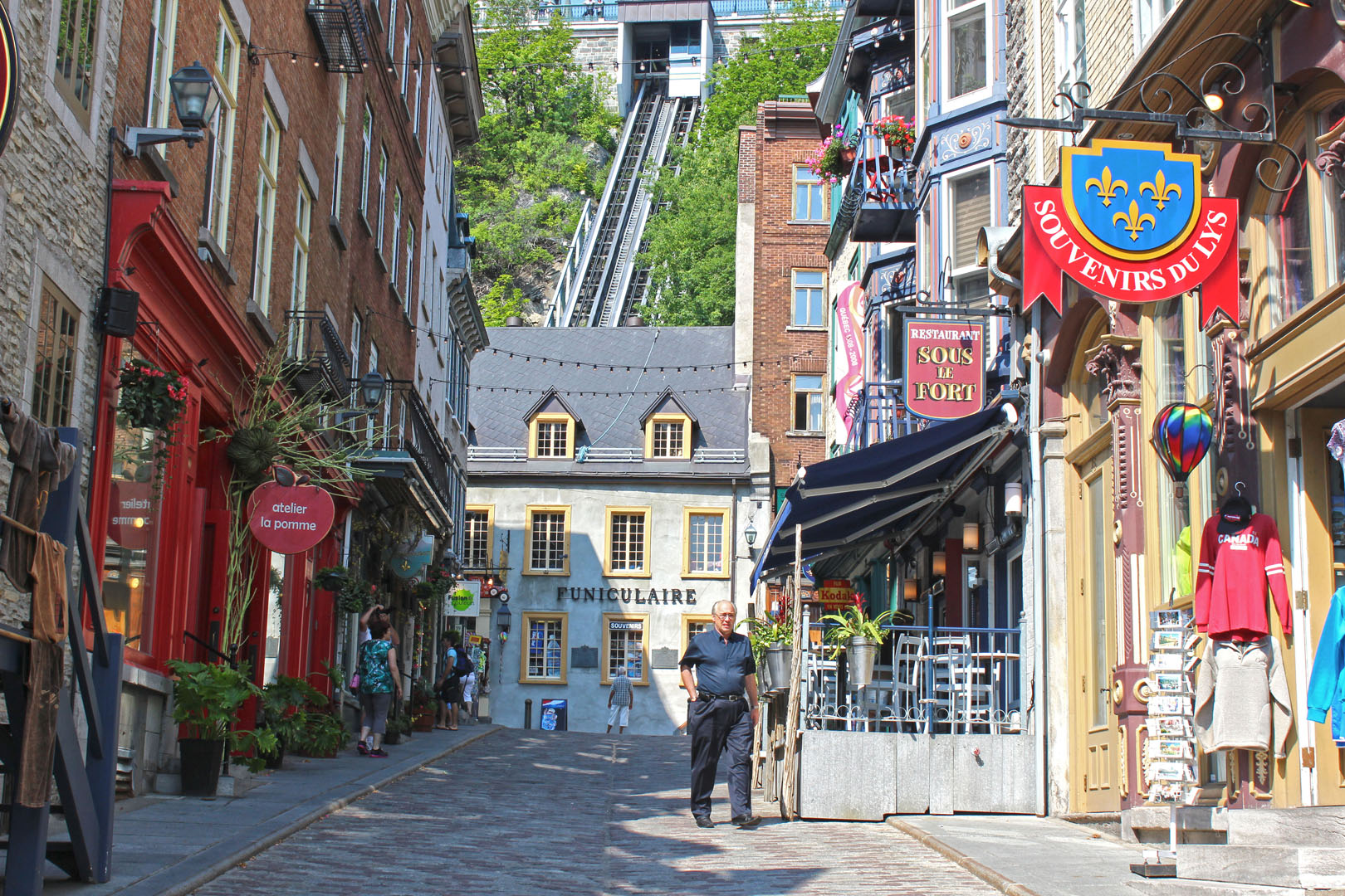 2014-QuebecCity-LowerTown016 Quebec City Funiculaire