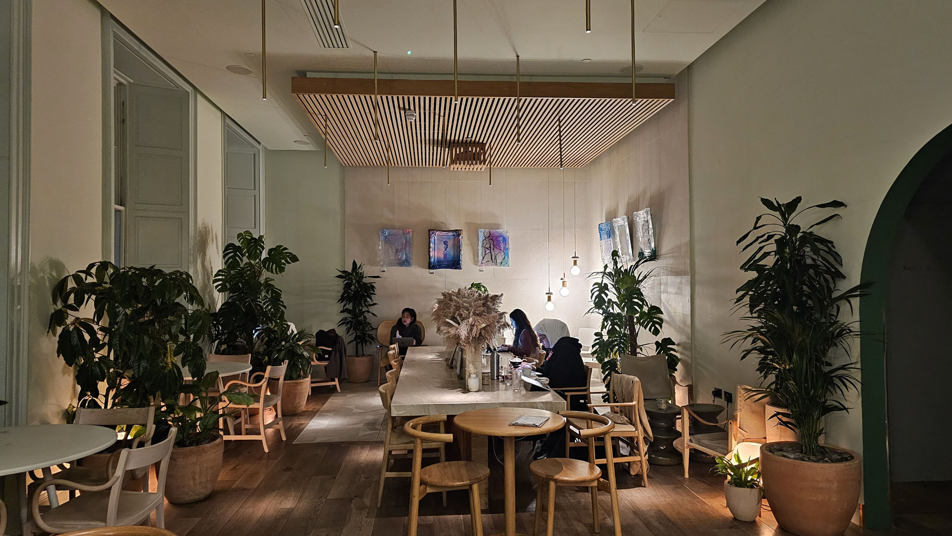 Mayvn Cafe