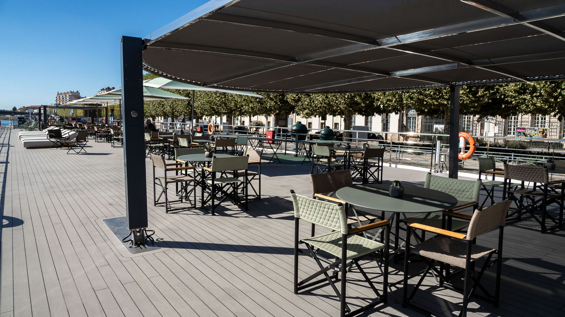 Riverside Ravel Vista Deck