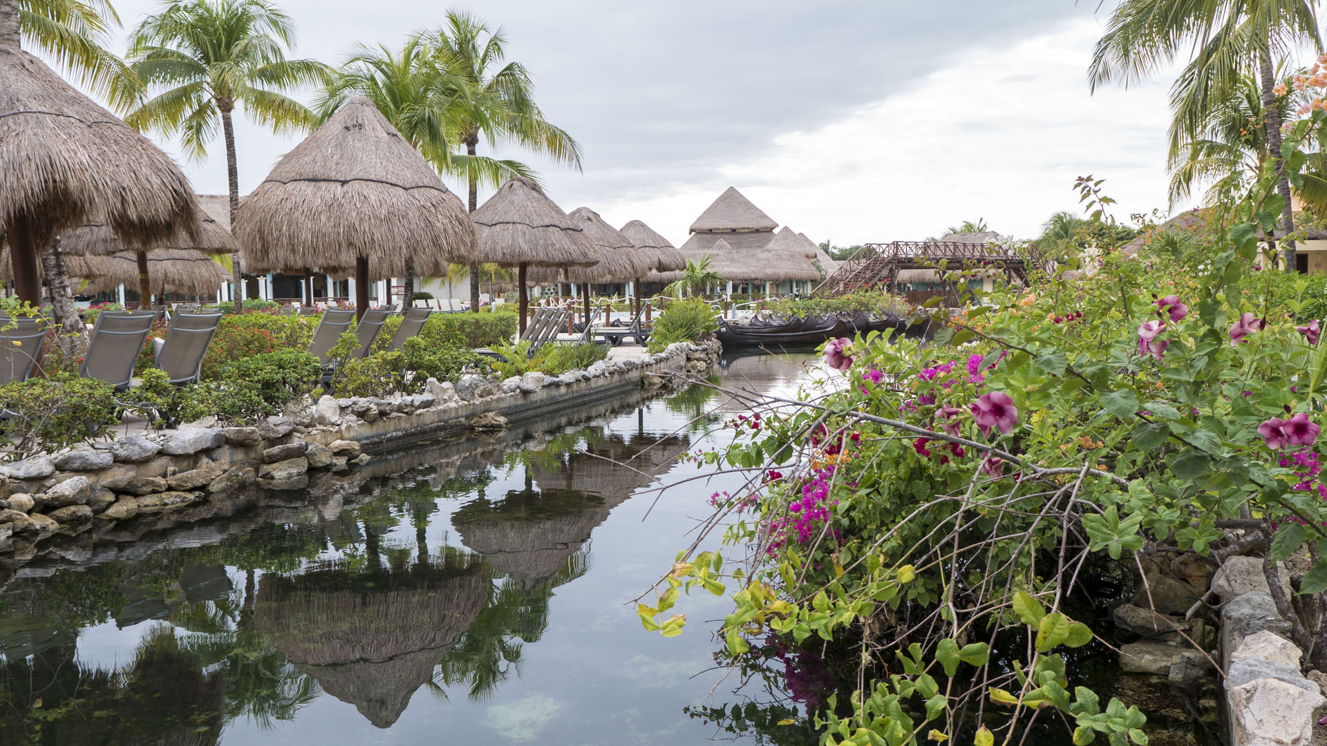 Grand Palladium Select White Sand Resort