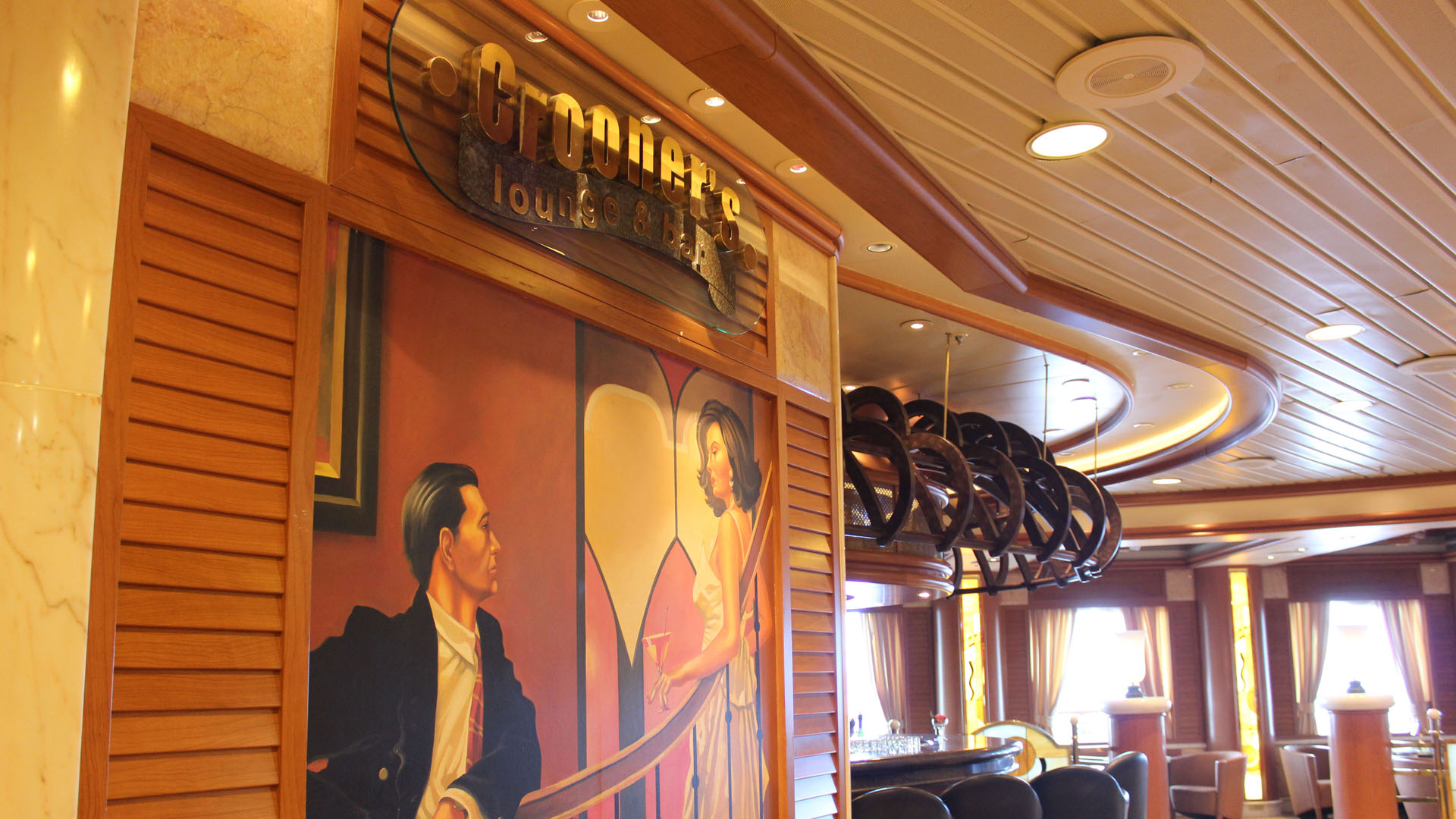 Crooners Martini Bar