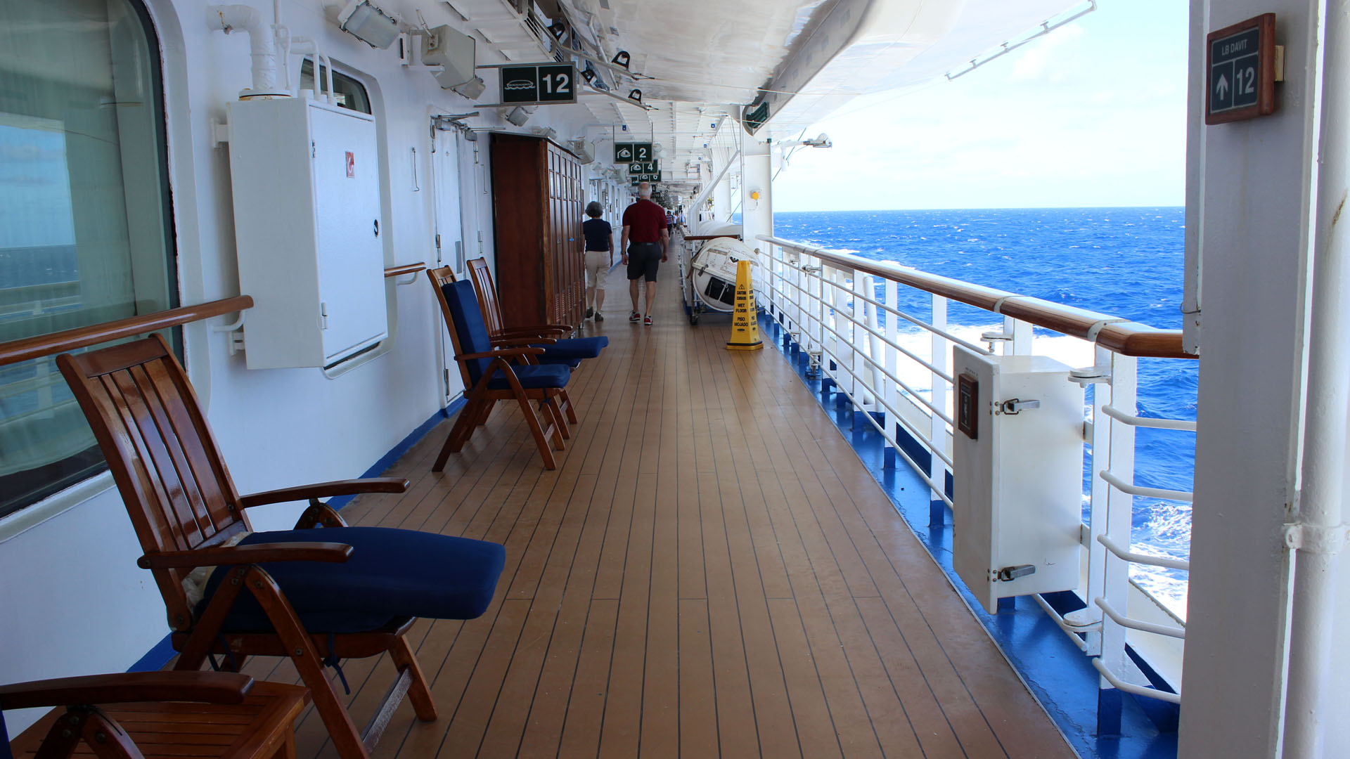 Caribbean Princess Promenade Deck