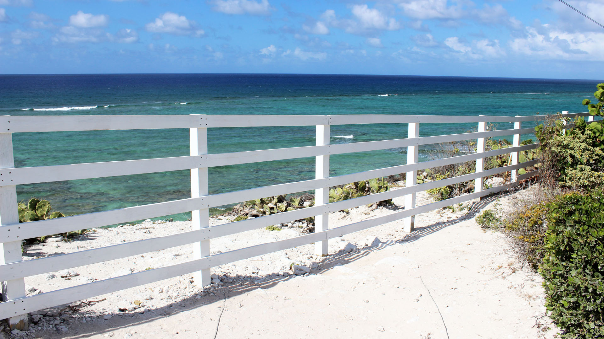 Views around the Grand Turk lighthouse