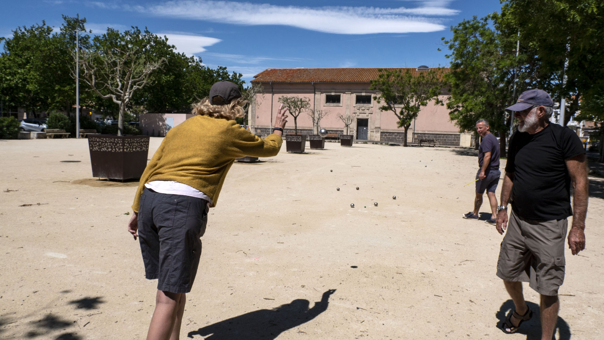 Playing Pétanque in Marseillan