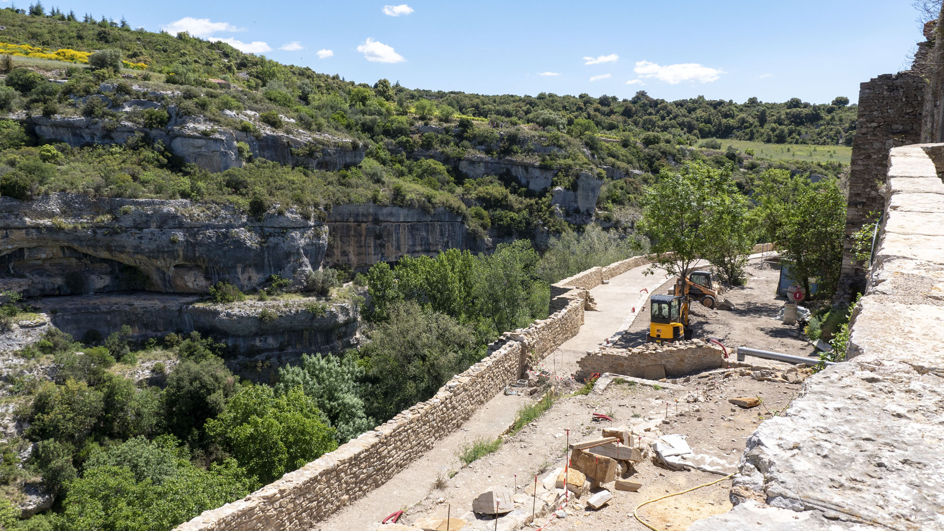 Fortification walls of Minerve under restoration