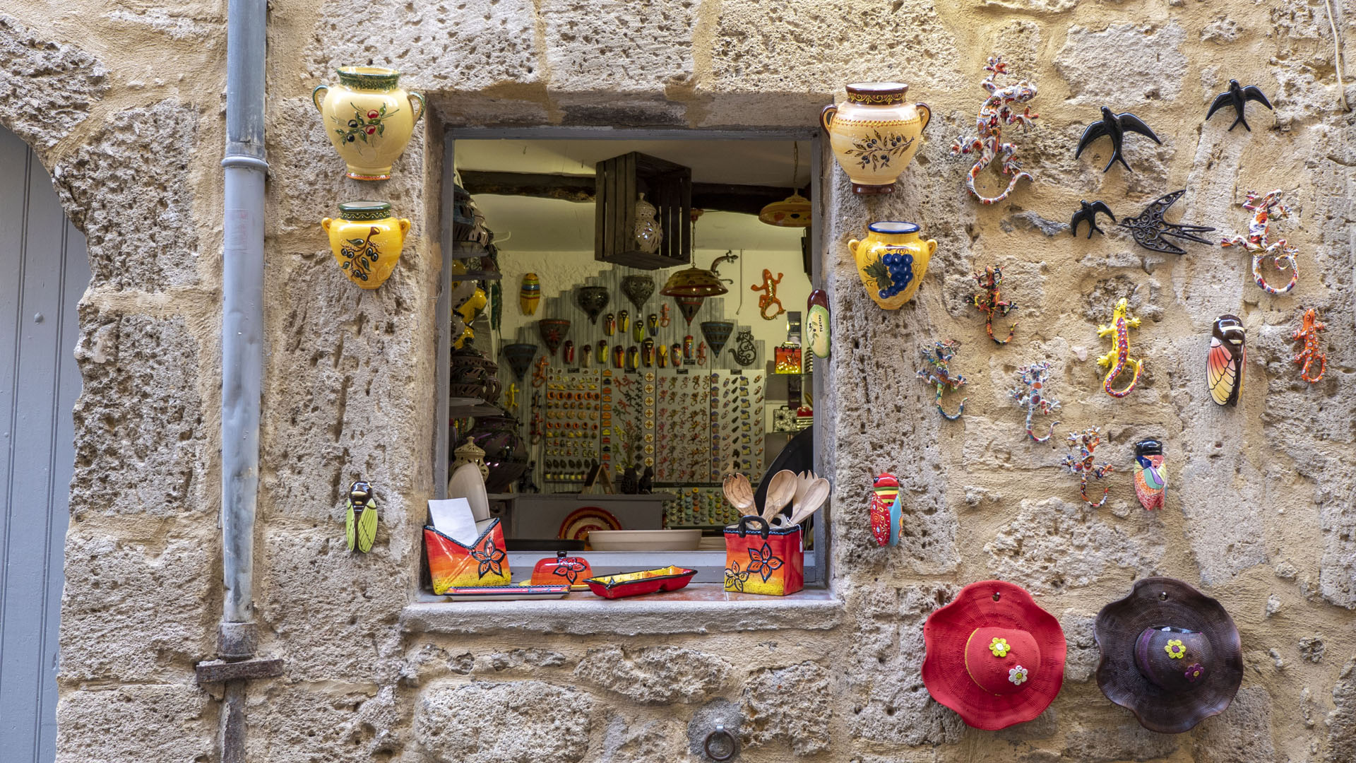Pezenas in the South of France: Old Town Shopping