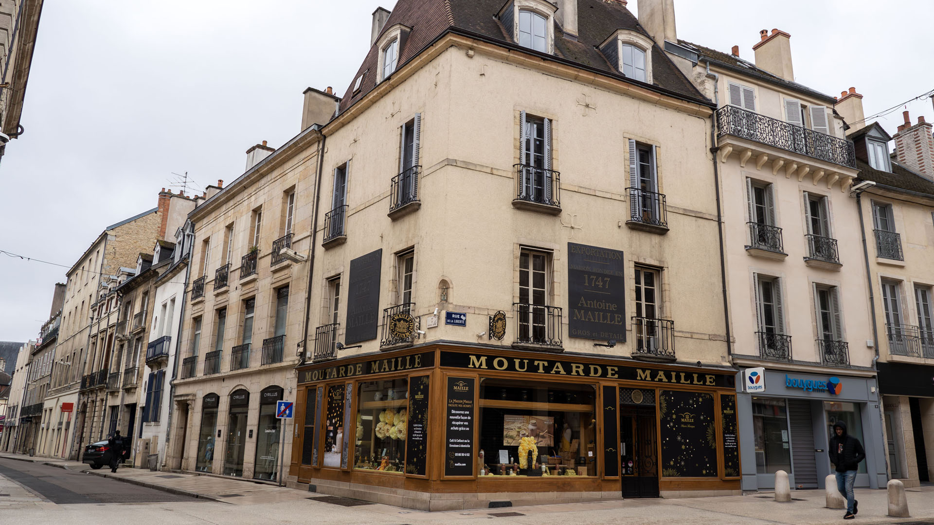 Dijon Mustard Tasting at Moutarde Maille