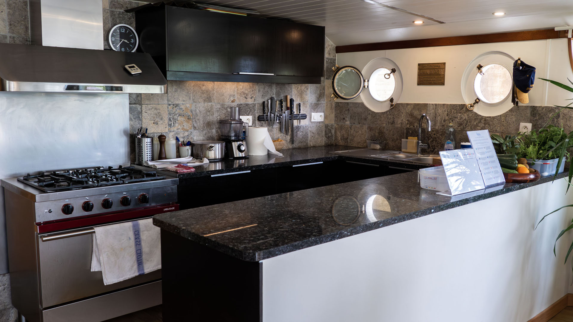 Finesse barge kitchen