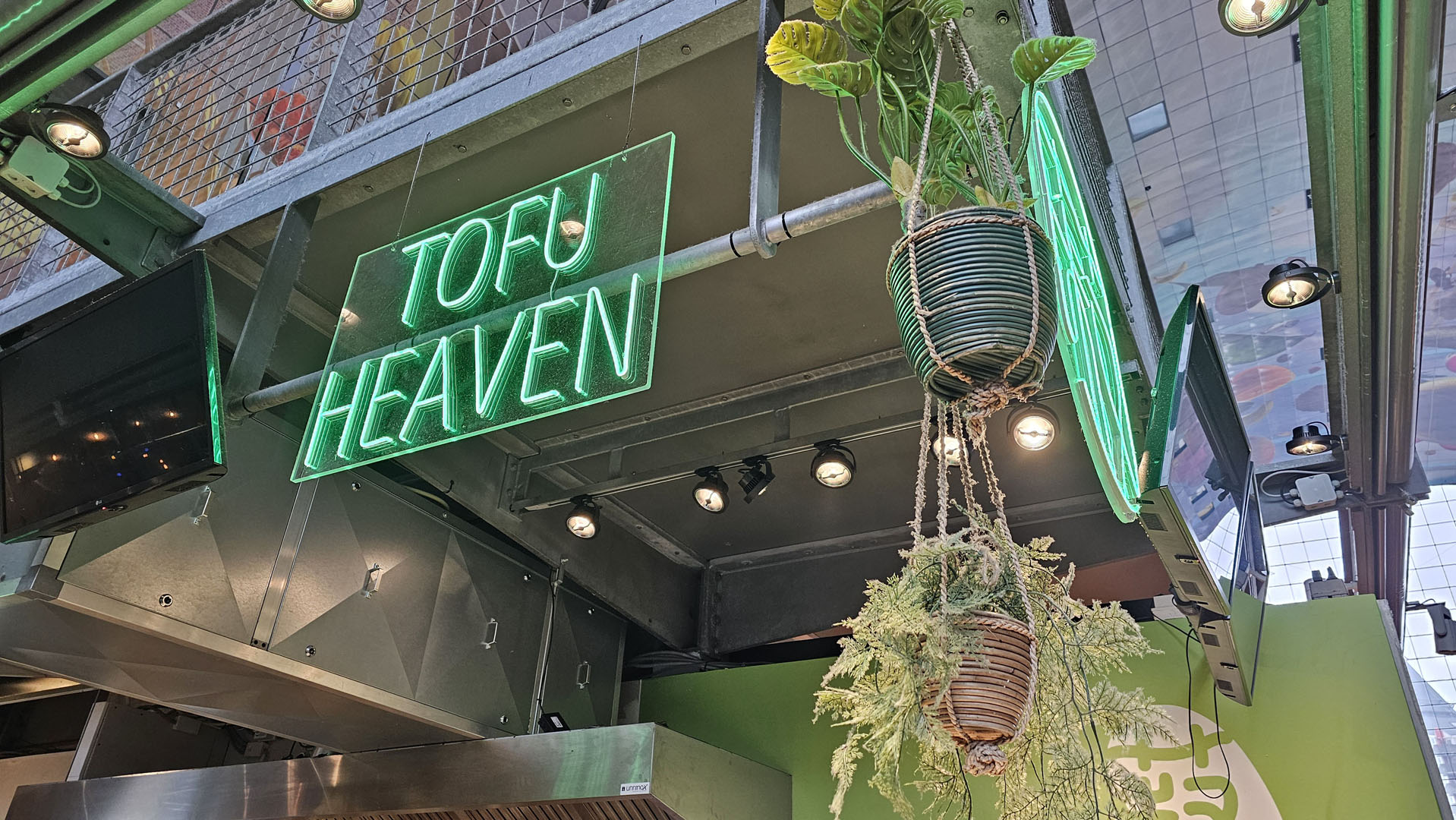 Markthal (Market Hall) - Tofu Heaven
