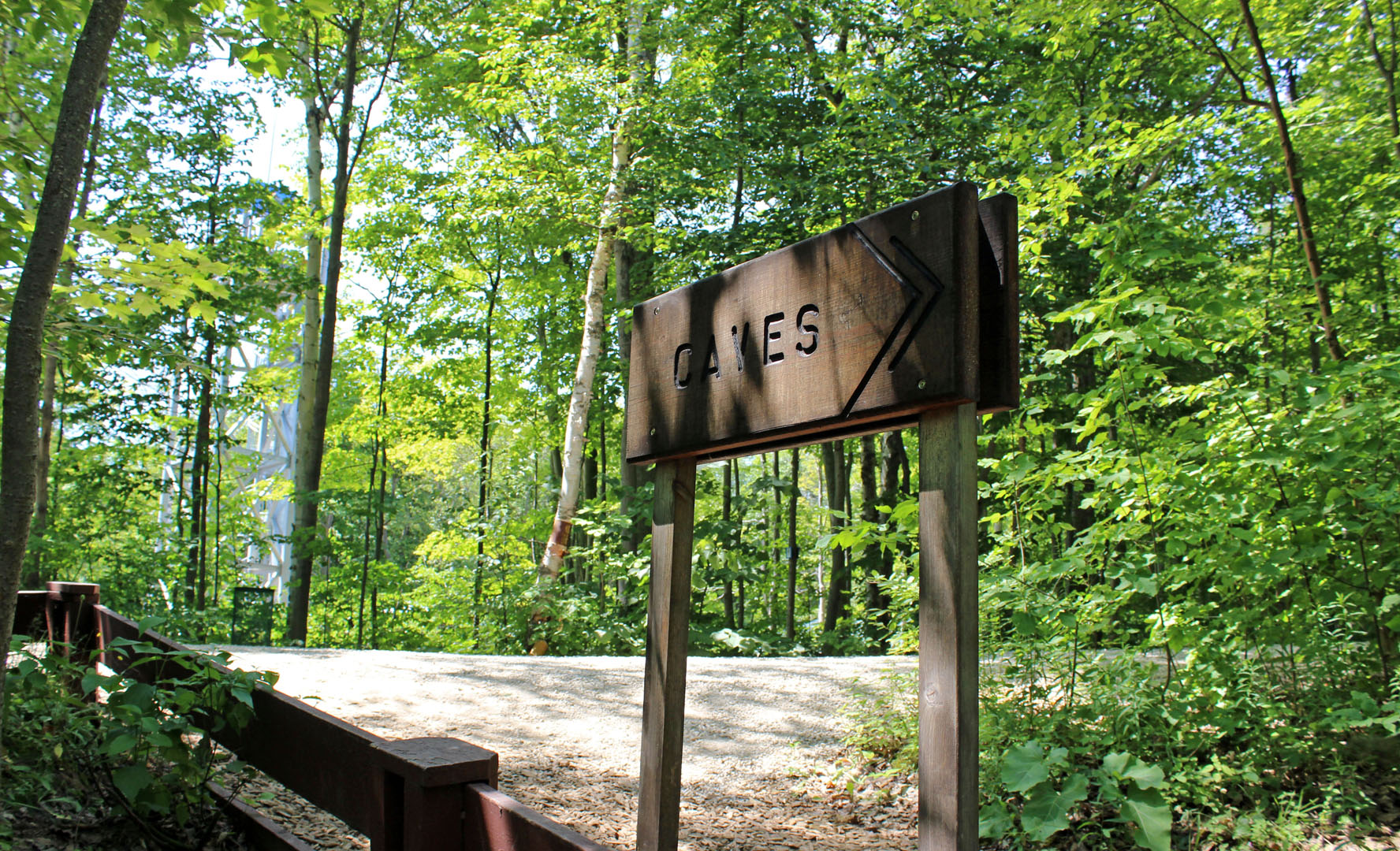 Sign to the caves