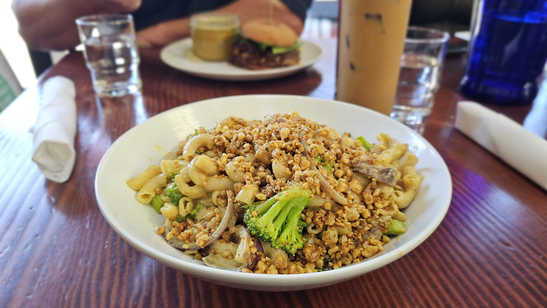Be Love Restaurant