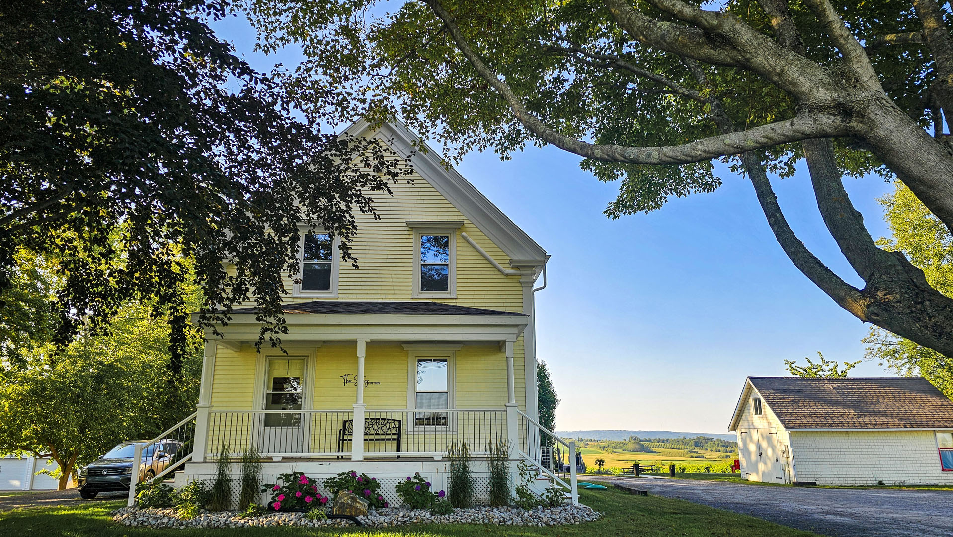 The Stay at Planters Ridge Winery 