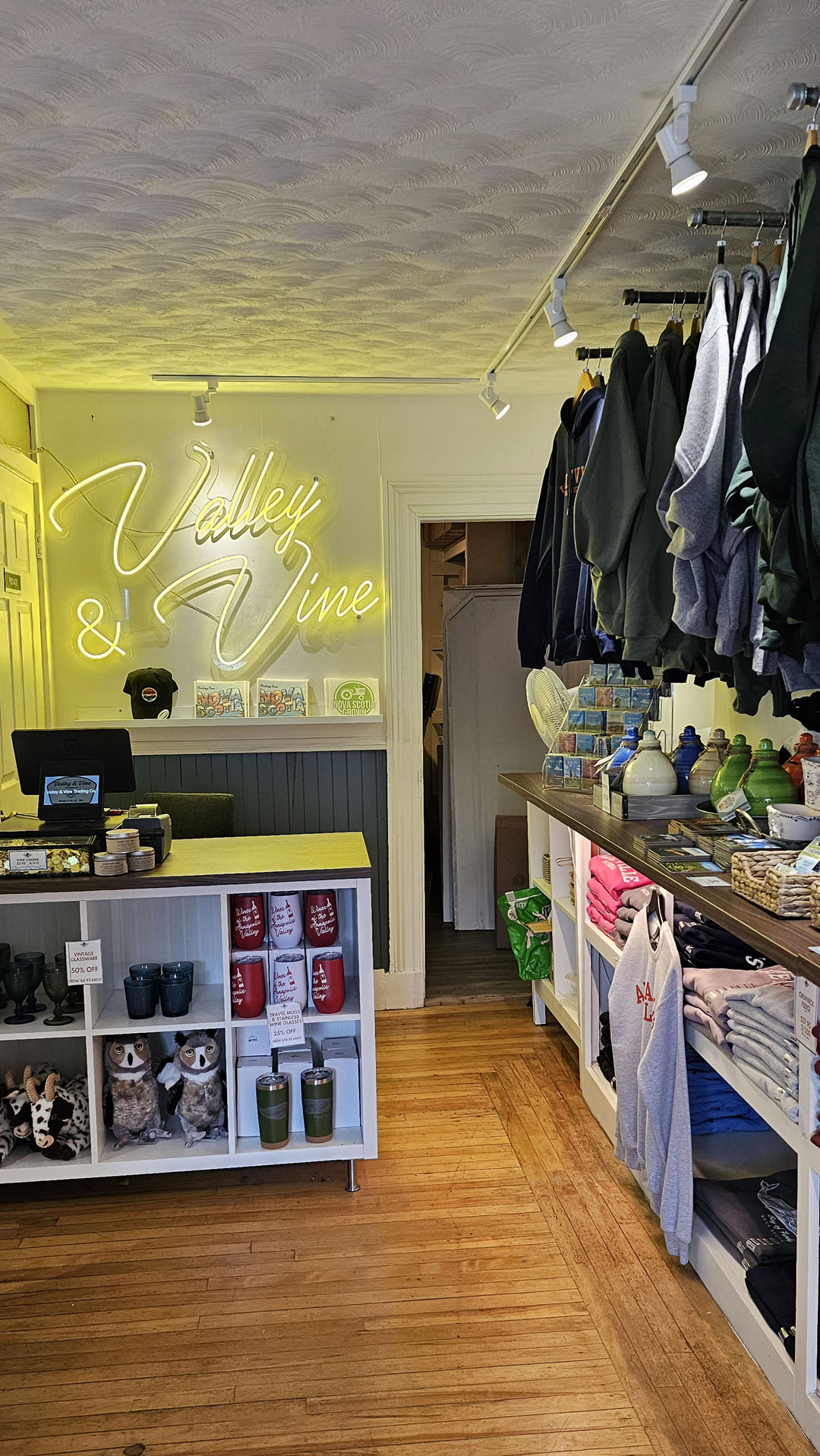 Valley & Vine Trading Co